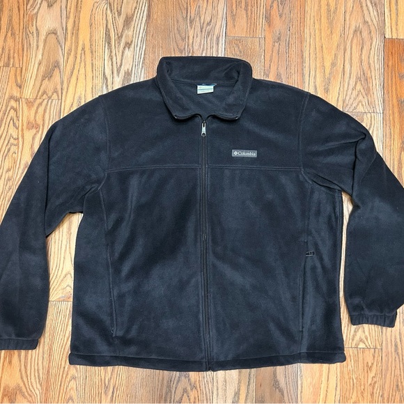 Columbia soft fuzzy polyester dark grey/light black colored, Size XXL - Picture 1 of 1